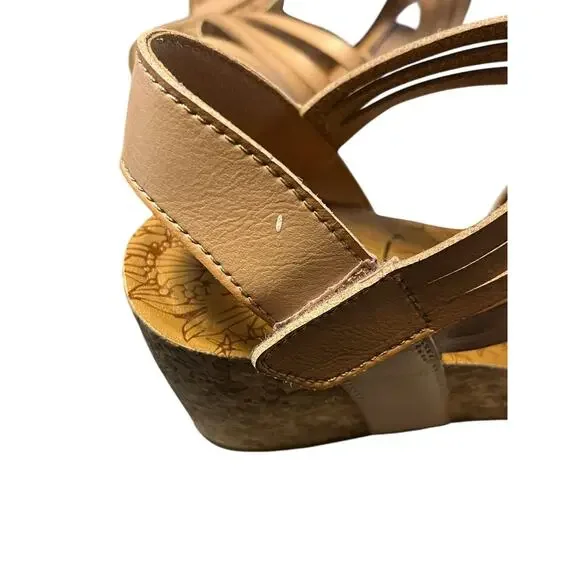 Blowfish Malibu Helm Platform Sandals Nude Dyecut Size 10 - Picture 9 of 9
